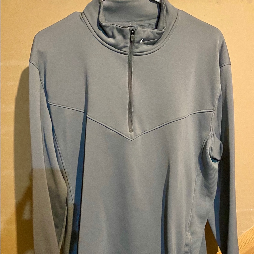 Nike 1/4 zip Therma pullover